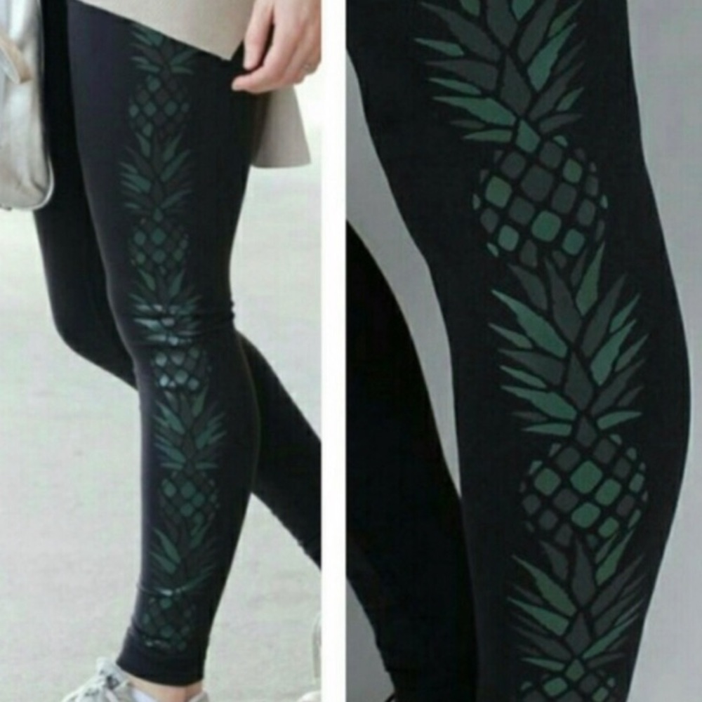 Lululemon leggings size 10